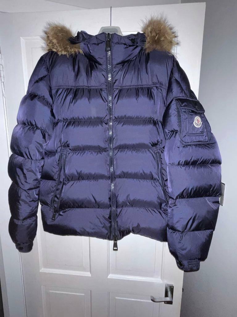 moncler marque navy